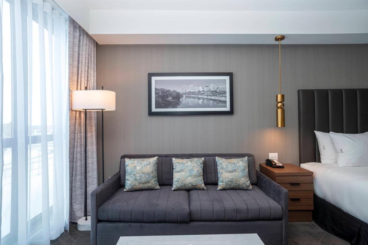 Sandman Signature Sherwood Park Hotel Екстер'єр фото